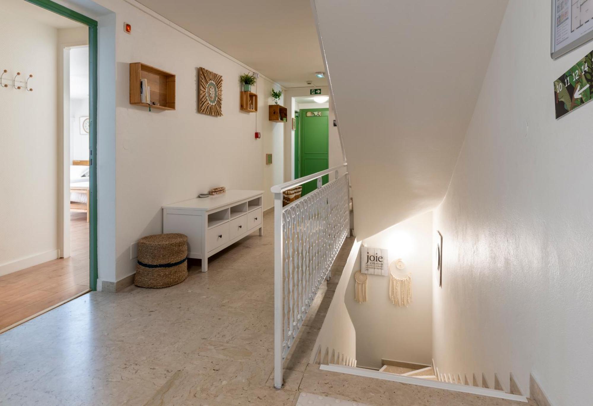 Hotel & Studios Astor Антіб Екстер'єр фото