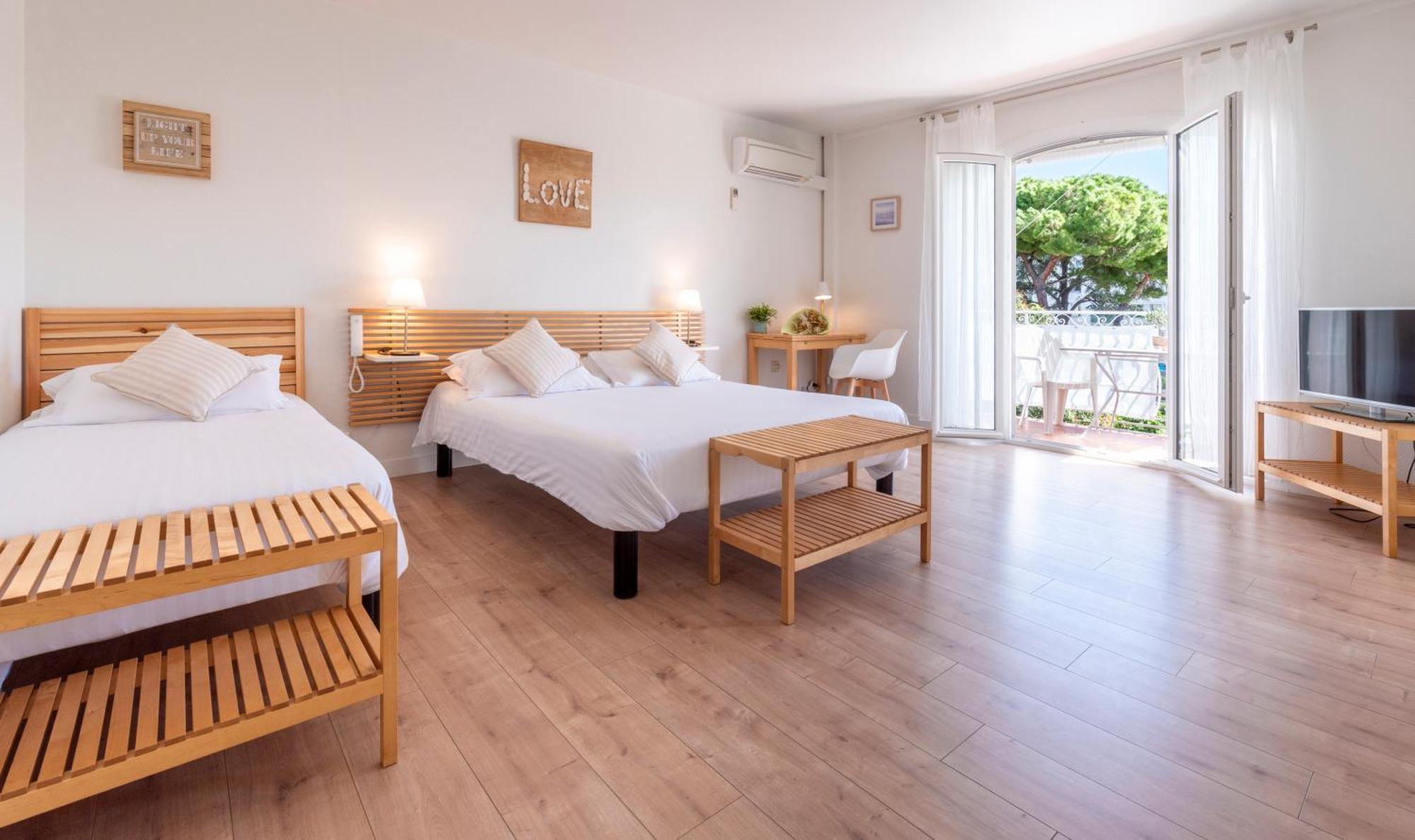 Hotel & Studios Astor Антіб Екстер'єр фото