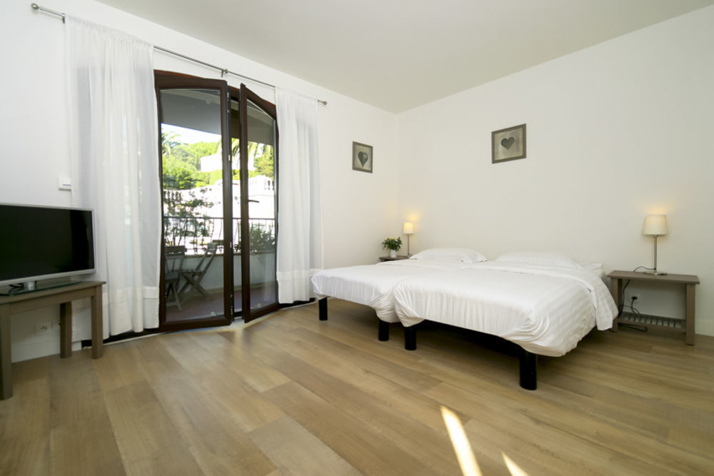 Hotel & Studios Astor Антіб Екстер'єр фото